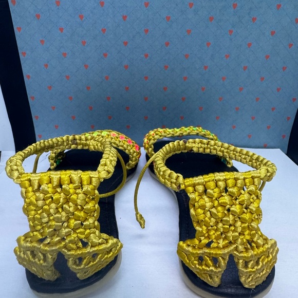 Handcrafted Macrame girl’s sandal - Picture 6 of 7